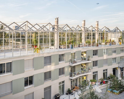 When Façades Become Habitats: Architecture Making Room for Other Species - Image 14 of 26