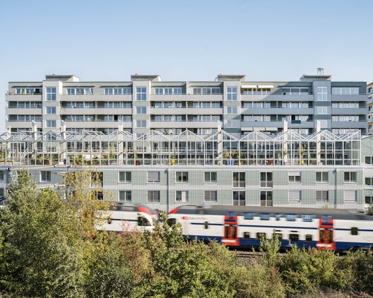 When Façades Become Habitats: Architecture Making Room for Other Species - Image 5 of 26