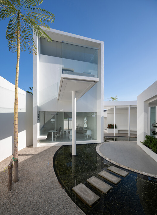 On cloud9 hdy  cafe / Sitti architects and design - Image 3 of 22