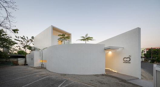On cloud9 hdy  cafe / Sitti architects and design - Image 14 of 22