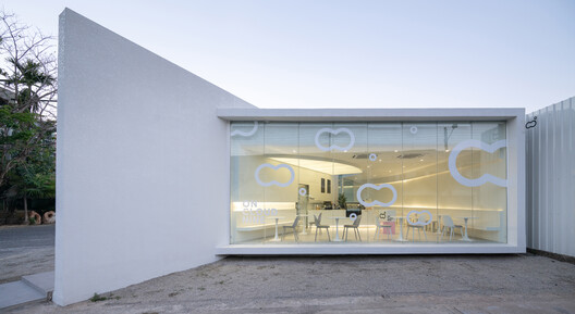 On cloud9 hdy  cafe / Sitti architects and design - Image 15 of 22