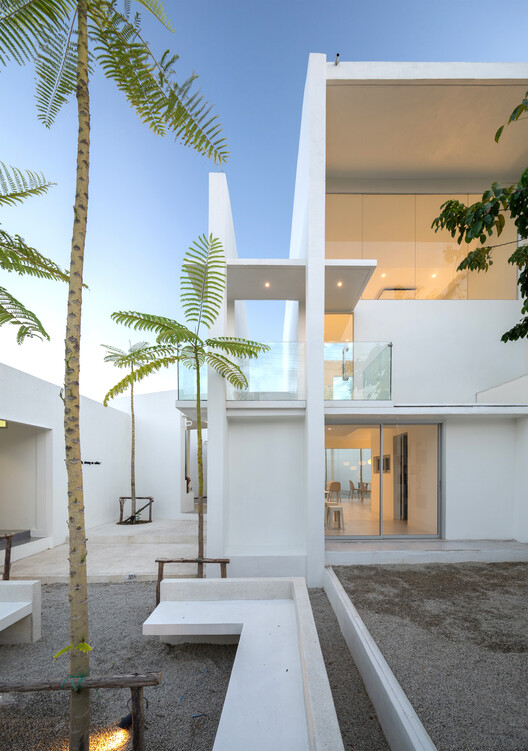 On cloud9 hdy  cafe / Sitti architects and design - Image 2 of 22