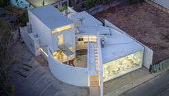 On cloud9 hdy  cafe / Sitti architects and design