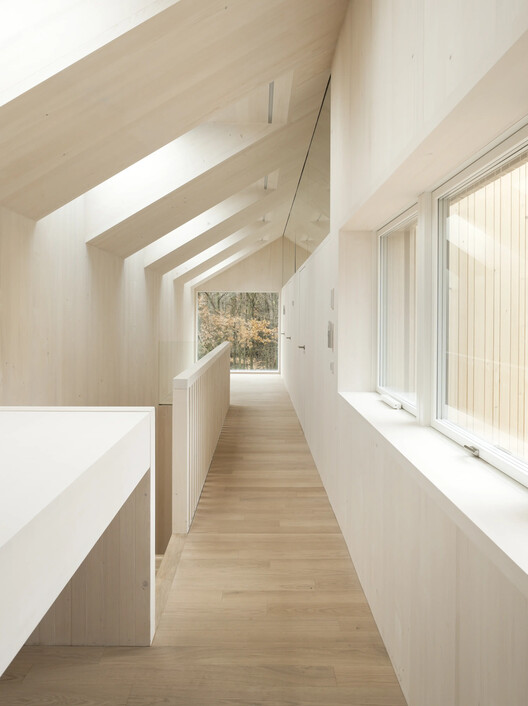 How Passive Design Strategies Shape Thermal Performance - Image 15 of 22