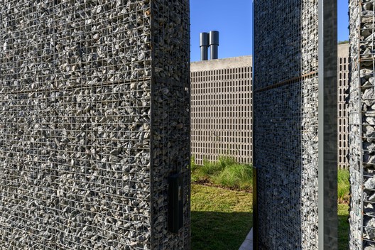 Gabion House / AR Arquitectos Gabion House / AR Arquitectos - Image 19 of 23