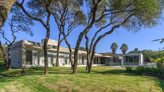 Gabion House / AR Arquitectos Gabion House / AR Arquitectos - Image 9 of 23