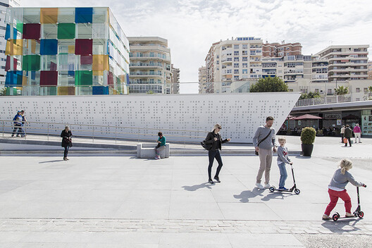 Stitching the Waterfront: How Marinas Are Reconnecting Cities to the Water - Image 16 of 24