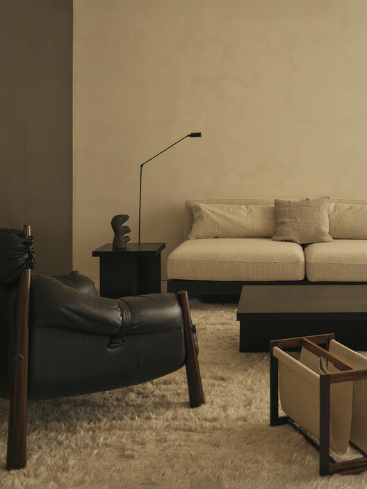 GE Apartment / Balzar Arquitectos GE Apartment / Balzar Arquitectos - Interior Photography, Living Room, Chair