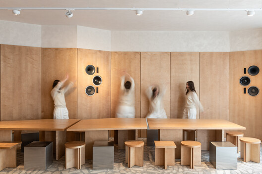 ukyo X Café / Maria Schunn - Interior Photography, Wood
