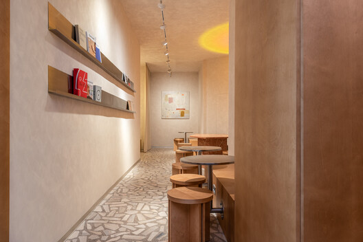 ukyo X Café / Maria Schunn - Interior Photography, Wood