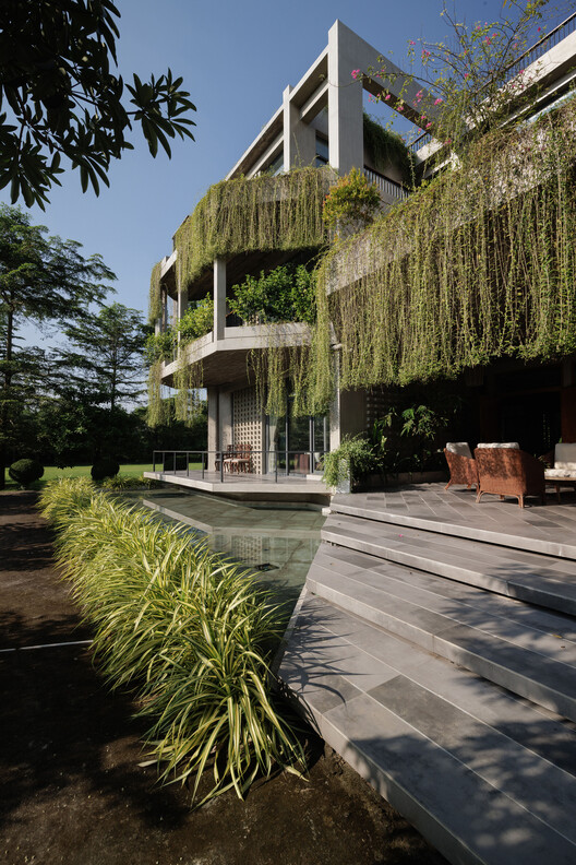 Ara Manor  / Reincarnation - Exterior Photography, Garden, Balcony