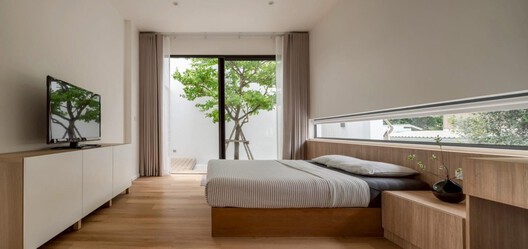 House Yolk / TOUCH Architect House Yolk / TOUCH Architect - Interior Photography, Bedroom, Wood, Bed, Lighting