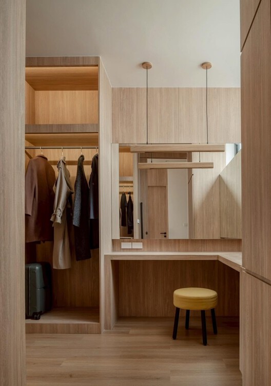 House Yolk / TOUCH Architect House Yolk / TOUCH Architect - Interior Photography, Closet, Wood, Shelving
