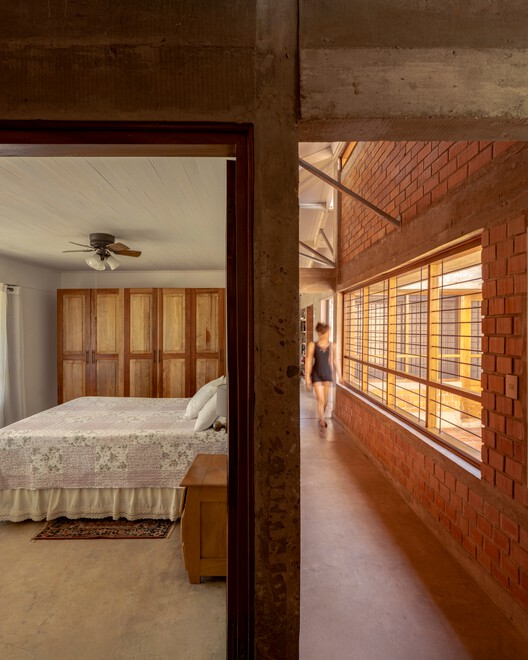 Villa E / Vásquez & López Arquitectos Villa E / Vásquez & López Arquitectos - Interior Photography, Bedroom, Wood, Beam