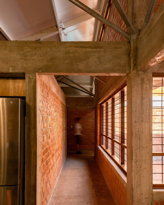 Villa E / Vásquez & López Arquitectos Villa E / Vásquez & López Arquitectos - Interior Photography, Wood, Brick, Beam