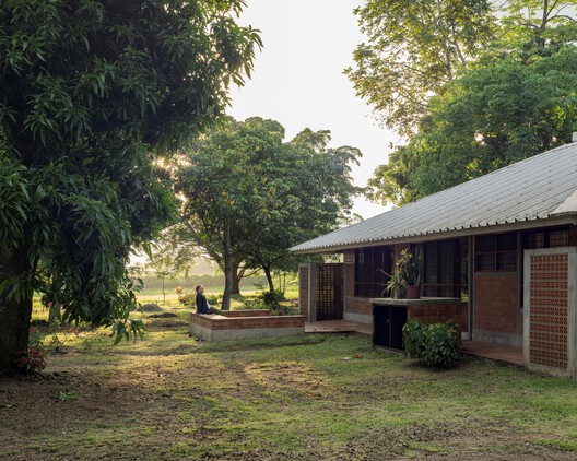 Villa E / Vásquez & López Arquitectos Villa E / Vásquez & López Arquitectos - Exterior Photography, Garden