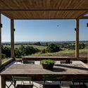 Casa Illapangui del Peumo / Vergara Arquitectos - Fotografía interior, Casas, Patio, Fijación Vigas, Sillas