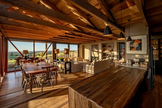 Illapangui del Peumo House / Vergara Arquitectos Illapangui del Peumo House / Vergara Arquitectos - Interior Photography, Wood, Table, Chair, Beam