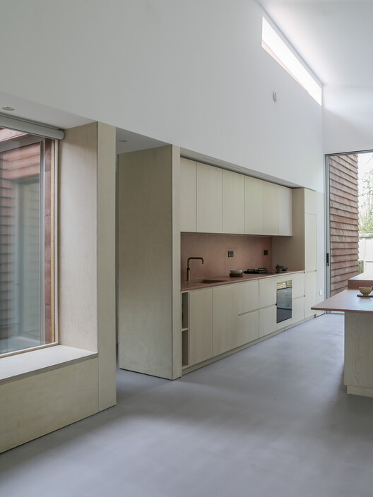 The Bridle Path  / Ampuero Yutronic - Interior Photography, Kitchen, Wood, Glass