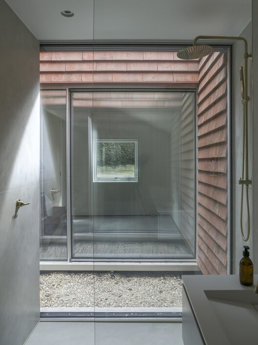 The Bridle Path  / Ampuero Yutronic - Interior Photography, Bathroom, Wood