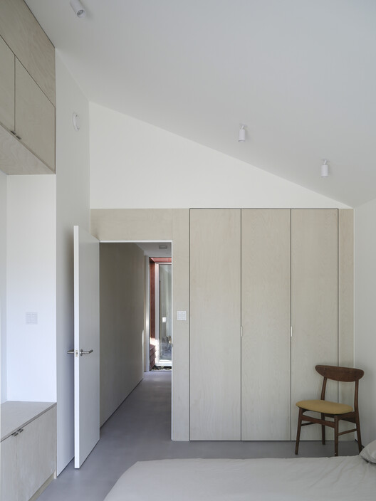 The Bridle Path  / Ampuero Yutronic - Interior Photography, Wood, Door, Closet