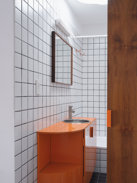 House in a Former Factory, Renovation and Extension / Morsa Taller + Pablo Giterman - Interior Photography, Bathroom, Sink