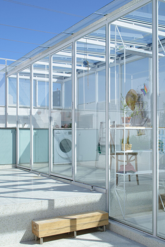 House in a Former Factory, Renovation and Extension / Morsa Taller + Pablo Giterman - Image 8 of 33