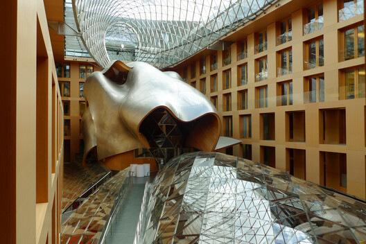 "The Century of Gehry": Frank Gehry Retrospective Opens at the Serralves Museum in Porto