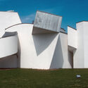 "The Century of Gehry": Frank Gehry Retrospective Opens at the Serralves Museum in Porto - 1 的图像 4