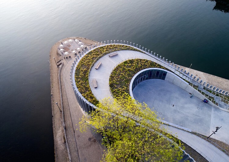 An Era of Renovations: 6 Reasons Why Roofing Membranes Can Extend the Lifespan of Existing Structures - Featured Image