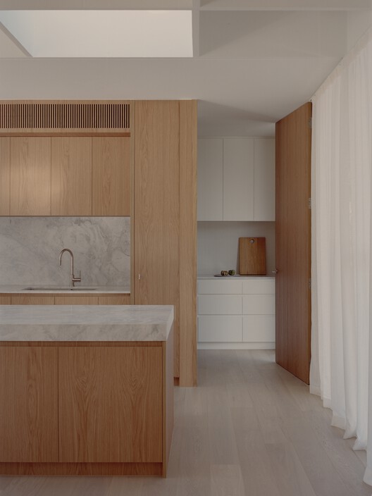Mount Martha House / Victoria Merrett Architects Mount Martha House / Victoria Merrett Architects - Interior Photography, Kitchen, Wood, Countertop