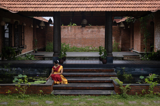 Śhālā Twam Community Hub / Bhoomija Creations Śhālā Twam Community Hub / Bhoomija Creations - Exterior Photography, Courtyard