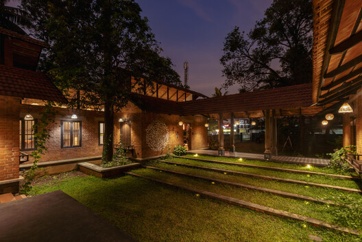 Śhālā Twam Community Hub / Bhoomija Creations Śhālā Twam Community Hub / Bhoomija Creations - Exterior Photography, Brick, Garden, Courtyard