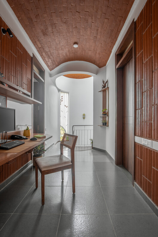 Nalme House / Wright Inspires Nalme House / Wright Inspires - Interior Photography, Kitchen, Chair