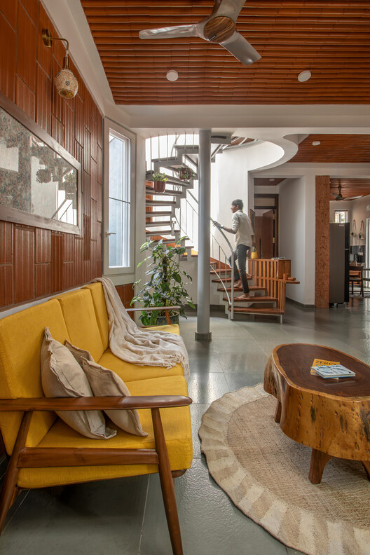 Nalme House / Wright Inspires Nalme House / Wright Inspires - Interior Photography, Wood, Lighting, Table, Chair