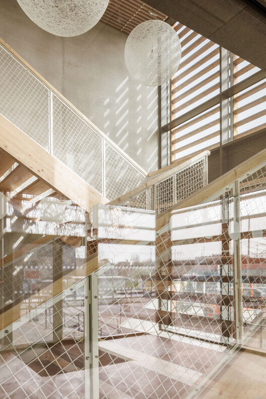 CROUS student restaurant / BPM Architectes - Interior Photography, Wood, Lighting, Glass
