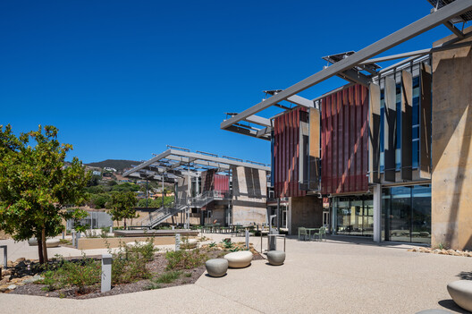 Malibu High School / KoningEizenberg Architecture Malibu High School / KoningEizenberg Architecture - Image 18 of 25