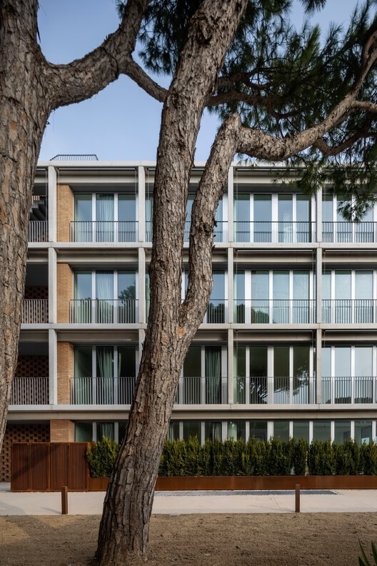 G-Beach Residence / B+D+M Architetti G-Beach Residence / B+D+M Architetti - Exterior Photography, Balcony