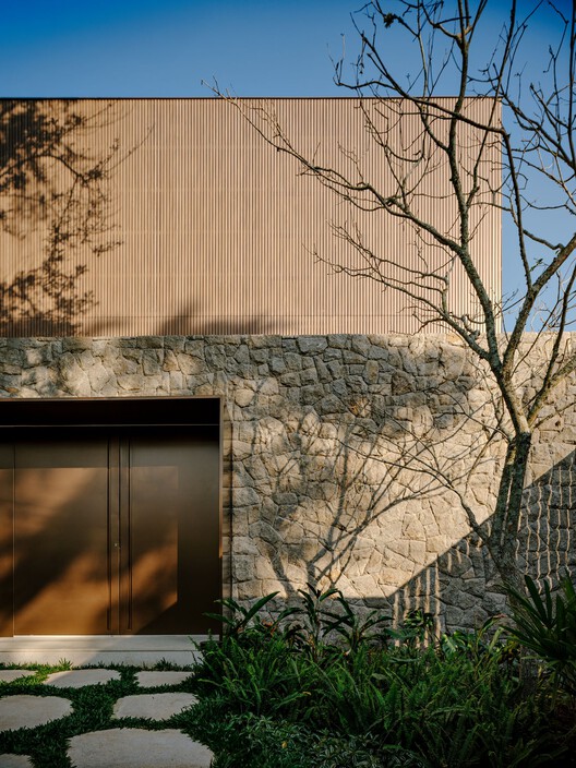 Lego House / Fernanda Marques Arquitetos Associados - Exterior Photography, Concrete