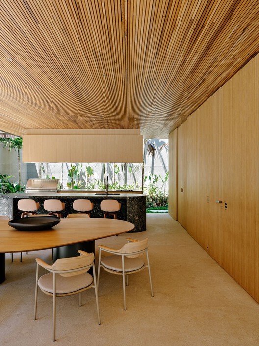 Lego House / Fernanda Marques Arquitetos Associados - Interior Photography, Dining room, Wood