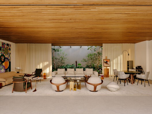 Lego House / Fernanda Marques Arquitetos Associados - Interior Photography, Wood, Table, Lighting, Chair
