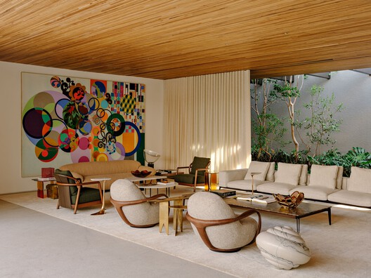 Lego House / Fernanda Marques Arquitetos Associados - Interior Photography, Living Room, Wood, Table, Chair