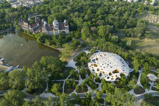 Budapest Architecture City Guide: 15 Projects Tracing a Capital Built on Layers Budapest Architecture City Guide: 15 Projects Tracing a Capital Built on Layers - Image 5 of 21