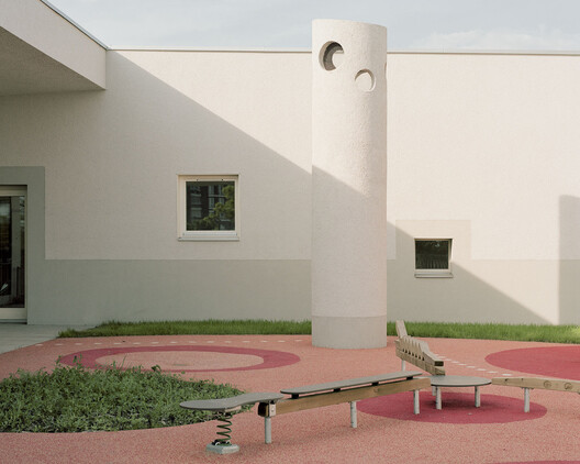 Budapest Architecture City Guide: 15 Projects Tracing a Capital Built on Layers Budapest Architecture City Guide: 15 Projects Tracing a Capital Built on Layers - Image 19 of 21