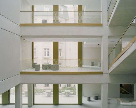 Budapest Architecture City Guide: 15 Projects Tracing a Capital Built on Layers Budapest Architecture City Guide: 15 Projects Tracing a Capital Built on Layers - Image 7 of 21