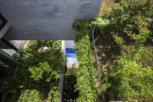 Heat as a Design Partner: Trees, Soil, and Wind Corridors as Cooling Infrastructure Heat as a Design Partner: Trees, Soil, and Wind Corridors as Cooling Infrastructure - Image 16 of 23