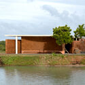 Four Walls Pavilion / Studio Mango - Public Architecture