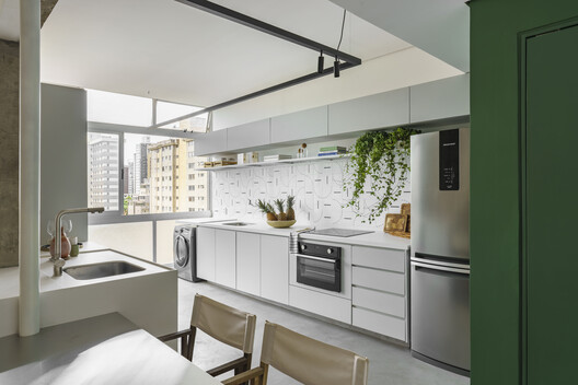 EA Apartment / Piacesi Arquitetos Associados EA Apartment / Piacesi Arquitetos Associados - Interior Photography, Kitchen, Countertop, Sink