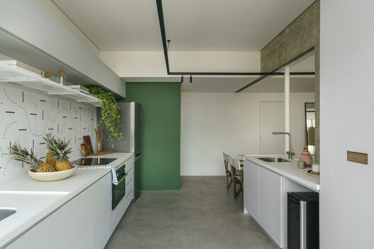 EA Apartment / Piacesi Arquitetos Associados EA Apartment / Piacesi Arquitetos Associados - Interior Photography, Kitchen, Countertop, Lighting, Sink