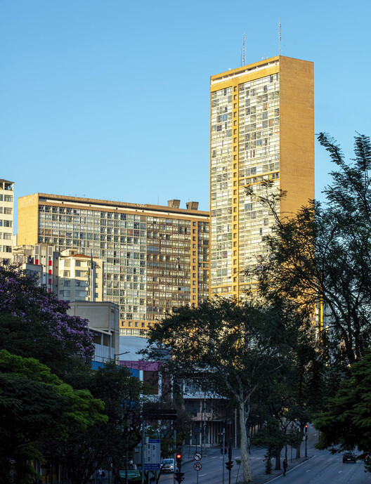 EA Apartment / Piacesi Arquitetos Associados EA Apartment / Piacesi Arquitetos Associados - Exterior Photography, Cityscape